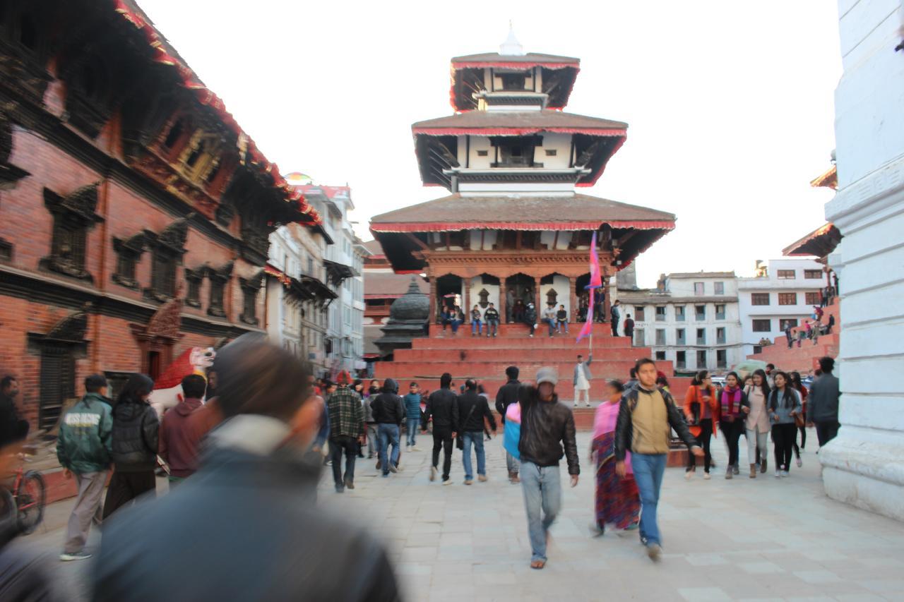Travellers Dorm Bed & Breakfast Kathmandu Esterno foto