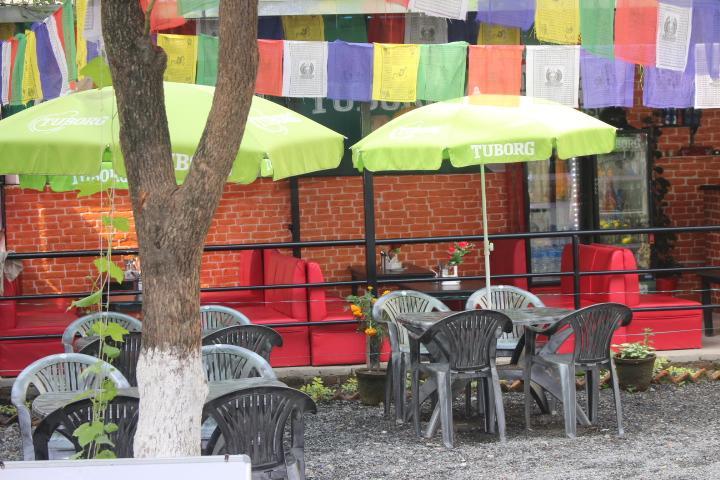Travellers Dorm Bed & Breakfast Kathmandu Esterno foto