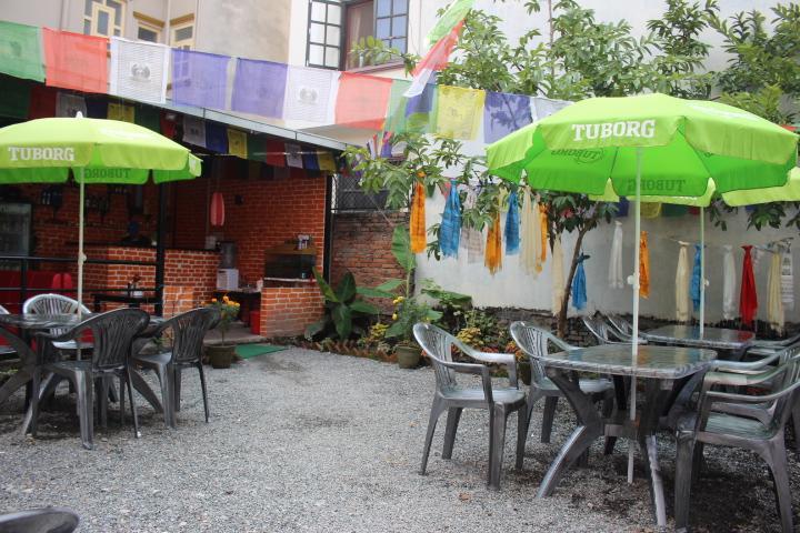 Travellers Dorm Bed & Breakfast Kathmandu Esterno foto