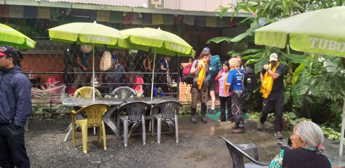 Travellers Dorm Bed & Breakfast Kathmandu Esterno foto